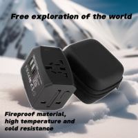 Adaptateur de voyage universel à charge rapide 30W 3 ports USB 1 prise secteur OTP OVP Adaptateur de prise internationale pour les voyages dans le monde entier