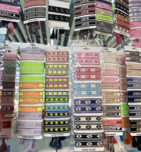 Amore Bows Bordado Barcelona Pulsera Con Borlas - Product Image 6