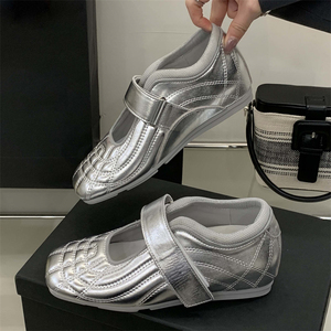 Escarpins confortables argentés à talon carré, chaussures décontractées pour le travail, rehaussantes, pour usage quotidien - Product Image 2