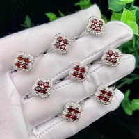 Vente chaude grenat naturel trèfle à quatre feuilles Zircon pierres précieuses concepteur bijoux de mode argent femmes bague de fiançailles