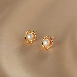 Boucles d'oreilles clous en argent 925 WENCHI pour femmes, perle naturelle 1609, modèle 2025 - Product Image 1