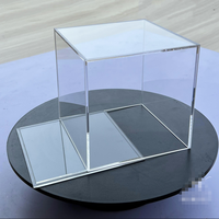 Boîte acrylique personnalisée avec couvercle vitrine acrylique