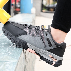 Bottes <span class=keywords><strong>de</strong></span> travail en caoutchouc pour hommes pour femmes chaussures <span class=keywords><strong>de</strong></span> <span class=keywords><strong>sécurité</strong></span> antidérapantes à bout en acier pour isolation électrique <span class=keywords><strong>de</strong></span> cuisine d'usine <span class=keywords><strong>de</strong></span> construction - Product Image 2