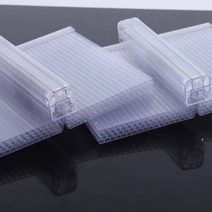 Panneau de <span class=keywords><strong>toiture</strong></span> en <span class=keywords><strong>polycarbonate</strong></span> à double alvéolage transparent, haute résistance au feu, avec système de fixation à double crochet, pour panneaux solaires et tôles gaufrées en PC - Product Image 5