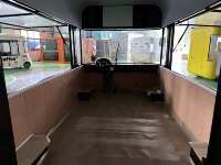 Camion de restauration mobile électrique 4 roues en acier inoxydable, style rétro commercial, intérieur personnalisé, pour vente de snacks, glaces et bonbons