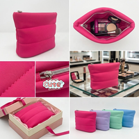 Pochette de maquillage de luxe en néoprène rouge rose, résistante à l'eau, anti-odeur, avec fermeture éclair, triple couche, matelassée et rembourrée