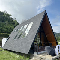 Chambre Modulaire Mobile Commerciale en Conteneur, Chambre Capsule Préfabriquée Triangulaire à Deux Étages, Petite Maison Préfabriquée