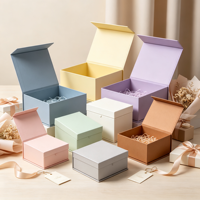 Boîte cadeau pliante en carton de luxe avec poignée, dorée et embossée, personnalisée - Emballage cadeau en gros
