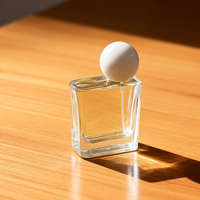 Bouteille de parfum en verre carrée vide de 30 ml avec logo personnalisé, estampage à chaud et sérigraphie, pulvérisateur à pompe, diffuseur à bâtonnets, couleur personnalisée