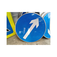 Indication de direction matérielle en aluminium de panneau de signalisation de sécurité routière rond réfléchissant bleu de 800mm