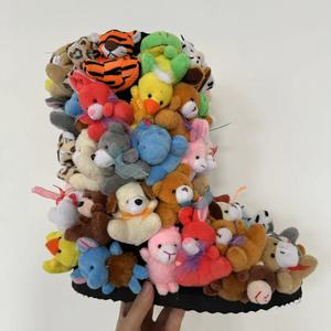 <span class=keywords><strong>Bottes</strong></span> en peluche couvertes d'animaux en peluche <span class=keywords><strong>bottes</strong></span> de neige d'hiver femmes plate-forme moelleuse de mollet moyen plate avec de jolies <span class=keywords><strong>bottes</strong></span> blanches - Product Image 3