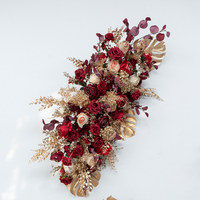 Décor floral rectangulaire personnalisable en soie dorée bordeaux de luxe pour arche de mariage, location événementielle et vitrine de magasin