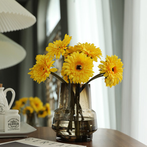 Fleur artificielle de gerbera en soie, haute simulation, style pastoral, décoration intérieure, accessoires de mariage - Product Image 2