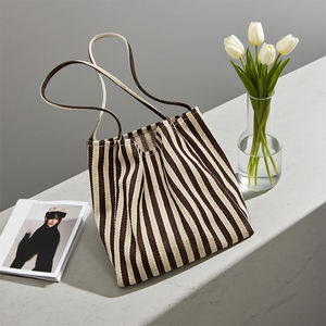 Bolsa de Lona Personalizada con Asas y Correa Larga a Rayas con Cordón Ajustable - Product Image 6