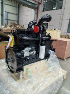 Motore Diesel <span class=keywords><strong>Dongfeng</strong></span> 6CTA8.3-C215 6 Cilindri 160kW 215CV Raffreddato ad Acqua Avviamento a Pedale per Escavatore - Product Image 1