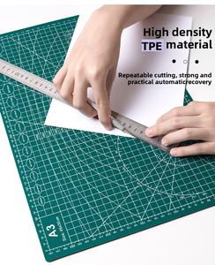 แผ่นรองตัด TPE แบบซ่อมแซมตัวเองได้ ขนาด 60x45 ซม. A2 ยี่ห้อ Haiju เป็นมิตรกับสิ่งแวดล้อม 3 ชั้น หนา 2.5 มม. ปลอดสารพิษ ไม่ลื่น ปราศจากสารพทาเลต - Product Image 2