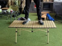 Tables de camping pliantes durables pour une utilisation en extérieur, pour les parcs, les campings, les cours et plus encore