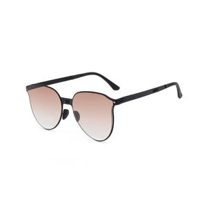 Nouveauté AI-MICH, Lunettes <span class=keywords><strong>de</strong></span> <span class=keywords><strong>soleil</strong></span> UV400 avec logo personnalisé, Lunettes <span class=keywords><strong>de</strong></span> <span class=keywords><strong>soleil</strong></span> polarisées classiques en plastique promotionnelles - Product Image 4