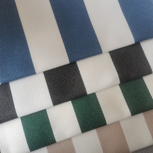 Tela de olefina con diseño de rayas clásicas de alto rendimiento, tela tejida Oxford impermeable, patrón teñido liso para muebles de exterior - Product Image 3