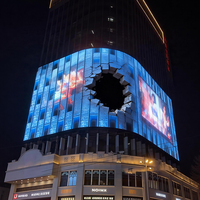 Écrans d'affichage publicitaires LED P10 haute résolution, sortie de couleurs vives, panneaux numériques 3D extérieurs