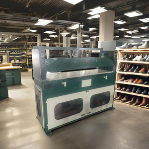 Machine de découpe hydraulique pour semelles en caoutchouc EVA, vinyle, résines PVC, type plat, fabriquée en Chine par HUAHENG, pour la fabrication de chaussures, 380V - Product Image 3