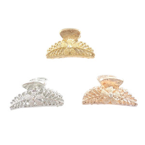 Manufacturer supplies colorful 3D butterfly hair <b>clips</b>, fashionable hollowed-out high-end girly <b>bow</b> decorative hair <b>clips</b>. - Product Image 4