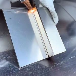 Industrial Portable Handheld Cutting Welding <b>Cleaning</b> Fiber <b>Laser</b> Gun <b>Machine</b> for Metal Stainless Steel - Product Image 4