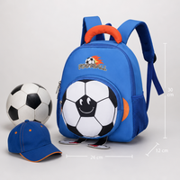 Sac à dos enfant ballon de football bleu avec poche avant et poches latérales en filet, design sportif mignon pour garçons, sacs d'école en gros pour enfants
