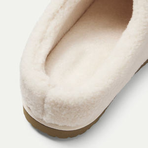 <span class=keywords><strong>Mules</strong></span> en laine d'hiver pour femmes confortables personnalisées mocassins pelucheux du dimanche en peluche pantoufles en fausse fourrure - Product Image 3