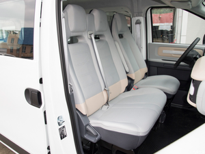 Maxus DANA V1新型纯电动新能源EV巴士电动乘客厢式客车6座中国车辆 - Product Image 6