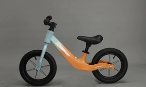 Offre Spéciale 12 pouces unisexe 3-en-1 cadre en alliage vélo à pédale <span class=keywords><strong>pas</strong></span> <span class=keywords><strong>cher</strong></span> bébé vélo d'équilibre en acier inoxydable pour les enfants - Product Image 3