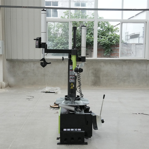 Changeur <span class=keywords><strong>de</strong></span> <span class=keywords><strong>pneus</strong></span> CE en Chine Machine à <span class=keywords><strong>changer</strong></span> les <span class=keywords><strong>pneus</strong></span> Équipement <span class=keywords><strong>de</strong></span> véhicule <span class=keywords><strong>pour</strong></span> la réparation des <span class=keywords><strong>pneus</strong></span> - Product Image 3
