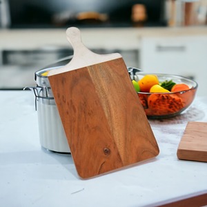 Planche à découper en bois d'acacia avec manche en émail Planche de service à pizza Planche à découper en bois Blocs à découper - Product Image 6