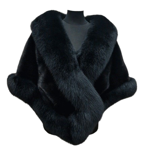 Poncho Cape En Fausse Fourrure Pour Femme - Bordure Douce - Taille Unique - Noir, Blanc, Gris, Rouge, Kaki - Hiver