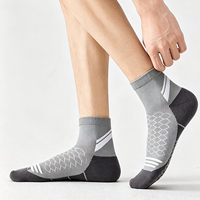 Chaussettes de course personnalisées en gros avec logo – Chaussettes de sport quotidiennes en nylon/coton absorbant la transpiration et respirantes pour la course et le cyclisme
