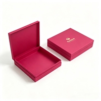 Boîtes de mariage en carton rigide de luxe avec logo personnalisé, couleur rouge, pour les invités, emballage élégant