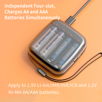 Chargeur de piles XTAR BC4 portable à 4 emplacements indépendants pour piles Li-ion 1,5 V/Ni-MH 1,2 V AAA AA avec fonction Powerbank et lumière LED