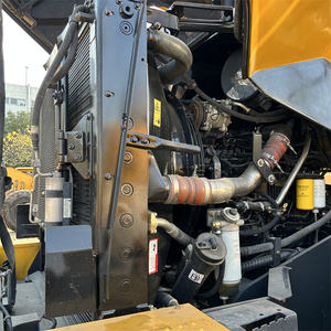 Chargeuse sur chenilles Liugong 856H 6 tonnes, capacité de la benne 3m, modèle 2023, moteur, boîte de vitesses, pompe neufs, garantie fiable - Product Image 6