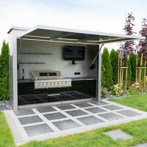 Abri de cuisine extérieur en acier inoxydable avec résistance au vent et à la pluie, équipé d'un évier et d'un réfrigérateur - Product Image 4