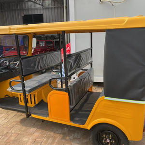 Transport de marchandises motorisé à trois roues Bajaj <span class=keywords><strong>TUK</strong></span> <span class=keywords><strong>TUK</strong></span> de 250 cm3 pour le commerce extérieur, modèle à carrosserie ouverte - Product Image 4
