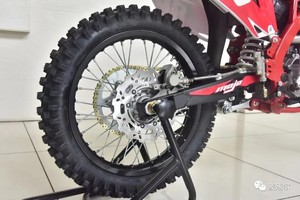 Motocicleta Todoterreno Kcj Motocross 2024 de 200-400 CC, Motor de 4 Tiempos, Transmisión por Cadena, Frenos de Disco, Velocidad de 61-80 km/h, Kc 03 Motocross 4 Tiempos - Product Image 6