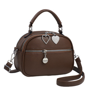 Wholesale Newest <b>Handbag</b> Women's <b>Small</b> Crossbody Shoulder Bag Collection New Clutch Bag Women <b>Handbags</b> With Heart Pendant - Product Image 5