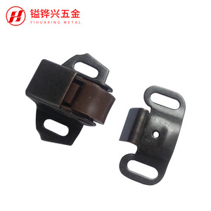 Loquet de porte métallique Yihuaxing en fer à roue unique pour armoire et placard, conception industrielle durable - Product Image 1