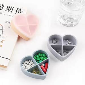 Boîte à pilules en silicone, étui de rangement, organiseur 7 jours, boîte à médicaments scellée, organiseur de rangement, forme de cœur, boîte à pilules hebdomadaire portable <span class=keywords><strong>pour</strong></span> <span class=keywords><strong>les</strong></span> voyages - Product Image 2
