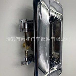 มือจับประตูท้ายรถอีซูซุ ดีแม็กซ์ รุ่น 8-97293765-2 ชุบเงิน วัสดุ ABS - Product Image 3