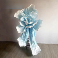 Grande fleur décorative géante en papier réaliste, faite à la main, moderne, pour vitrine de mariage, fleur en papier élégante et finie