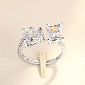 Anello aperto geometrico a goccia per donna, anello quadrato regolabile, elegante accessorio gioiello per tutti i giorni - Product Image 5
