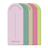 Yogamatte Rutschfest Stoßdämpfend Halboval 183cm 4,5mm Dick Polyurethan Anpassbare Asana-Führungslinie Luxus-Fitnessmatte