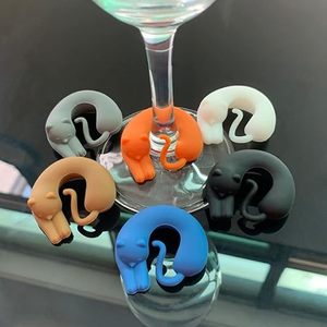 6 Piezas de Marcadores de Copas de Vino con Forma de Gato/Perro, Etiquetas de Silicona con Forma de Animal para Bebidas, Marcadores de Copas de Vino para Fiestas, Copas de Champán, Cócteles, Martinis - Product Image 1