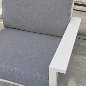 Muebles de patio Juego de sofás de comedor bajos de aluminio de 6 piezas-Juego de muebles de jardín de exterior K.D con cojín - Product Image 3